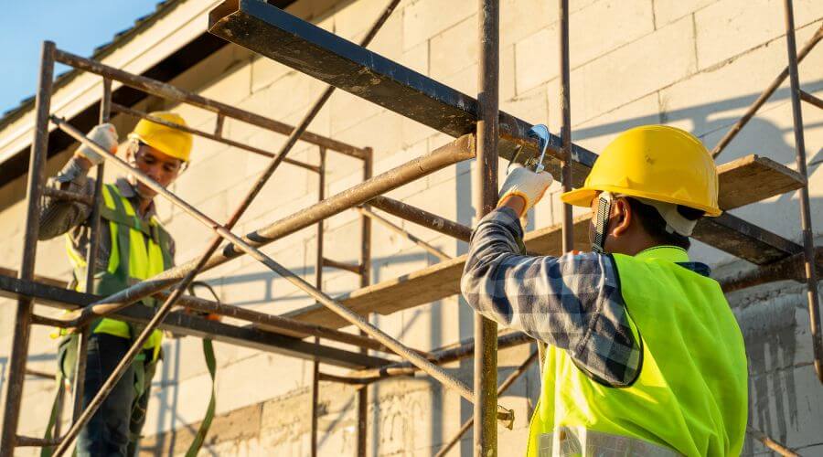 Professional fairlawn roofing services in Pekin, IL